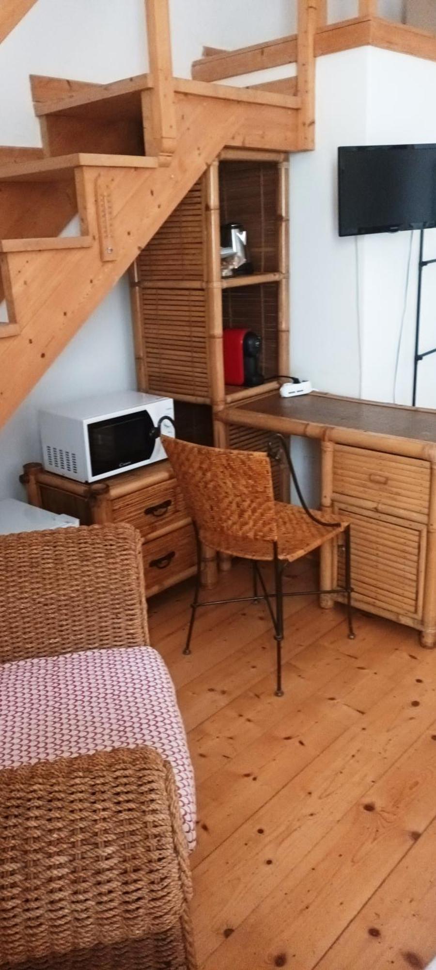B&B Le Finestre Su Via Cavour Sassari Bagian luar foto