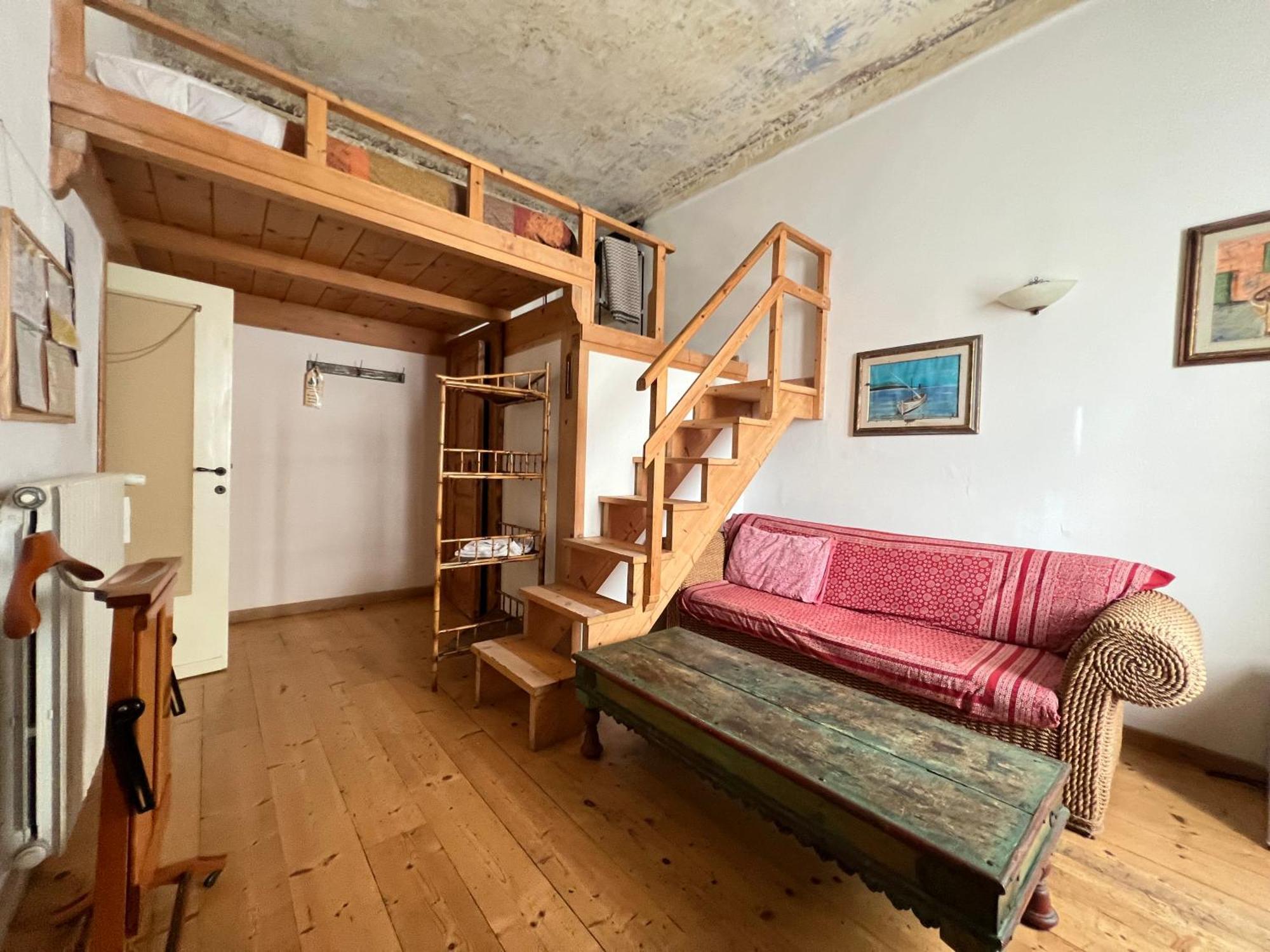 B&B Le Finestre Su Via Cavour Sassari Ruang foto